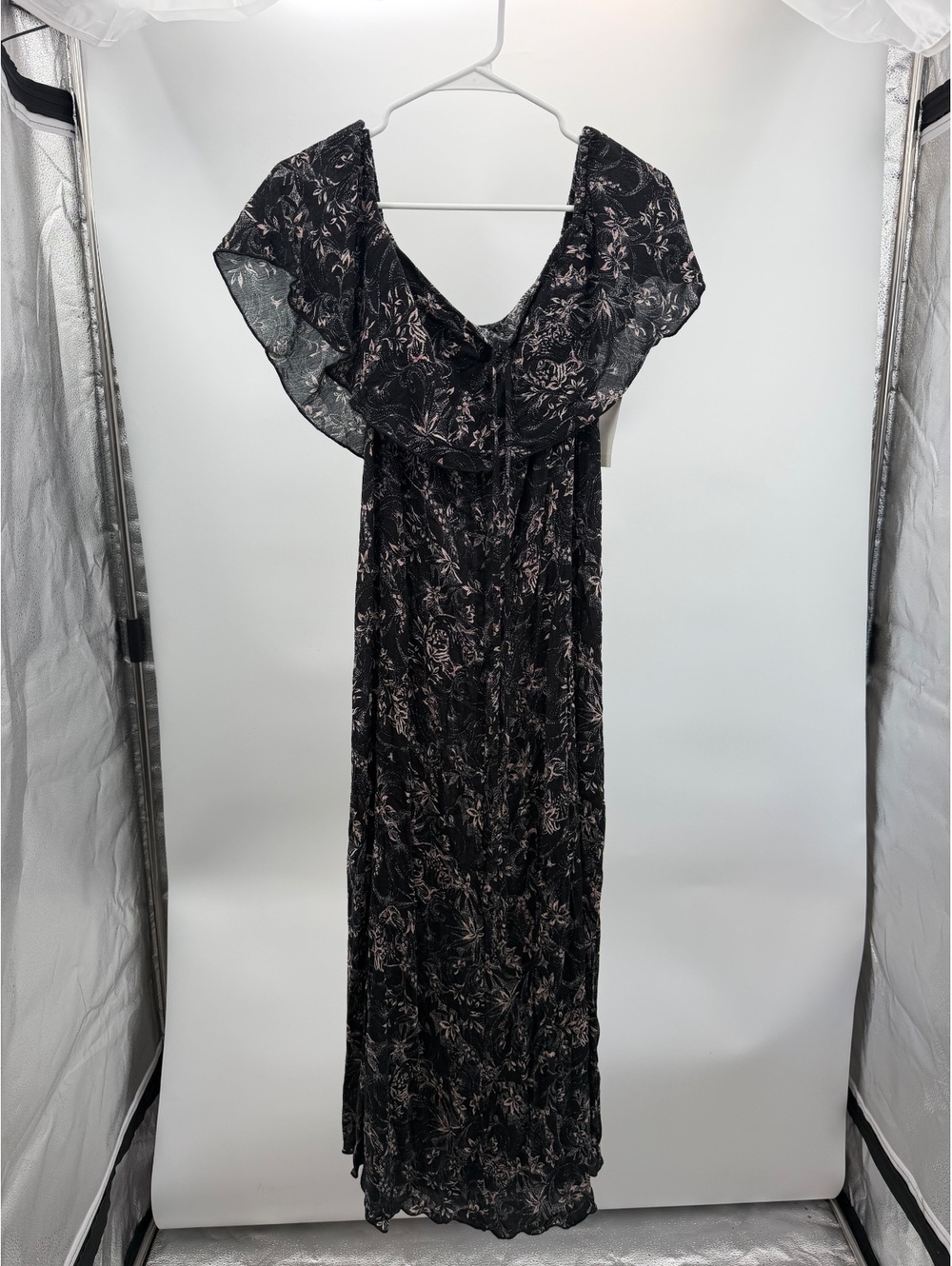 Hinge Nordstrom Black Jungle Cat maxi dress size S